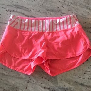 Lululemon run speed shorts size 6